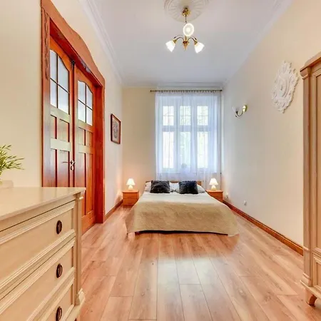 Apartment Victus Family Near The Center By Renters *