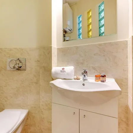 Apartment Victus Family Near The Center By Renters